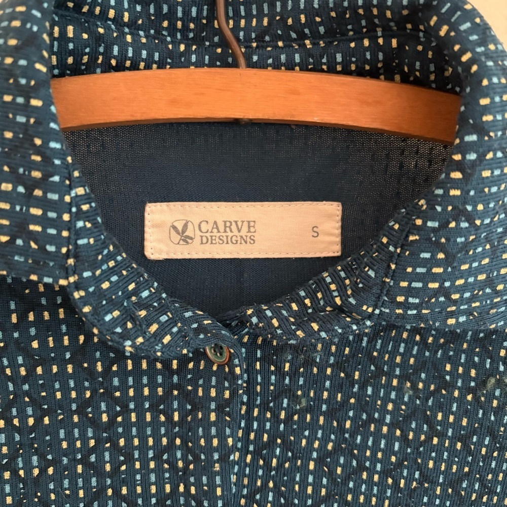 Carve Designs Long Sleeve Button Down - Picture 6 of 9